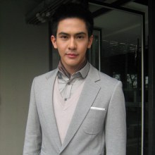 หนุ่มเต้ย พงศกร