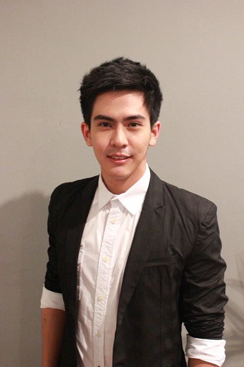 หนุ่มเต้ย พงศกร