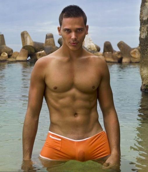 perseus men 9