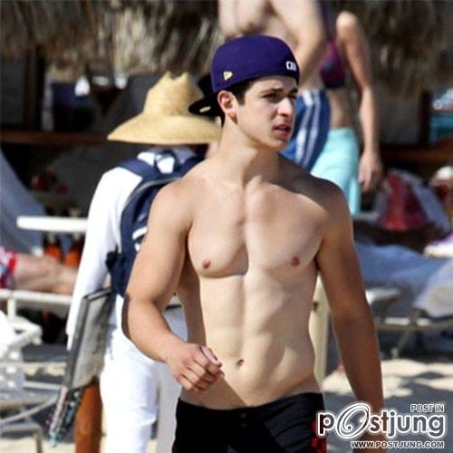 David Henrie