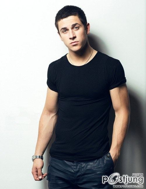 David Henrie