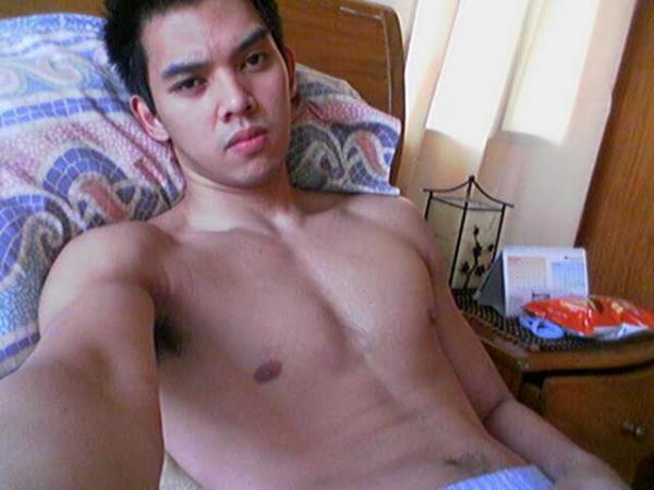พ่อหนุ่ม หุ่นฟิน 69 !!