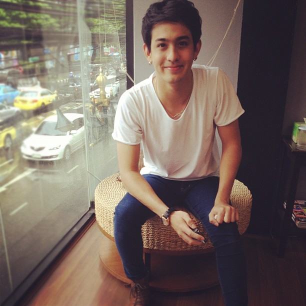 เลโอ หนุ่มคนนี้น่ารักจุงเบย 4 (หล่อจุงเบย)