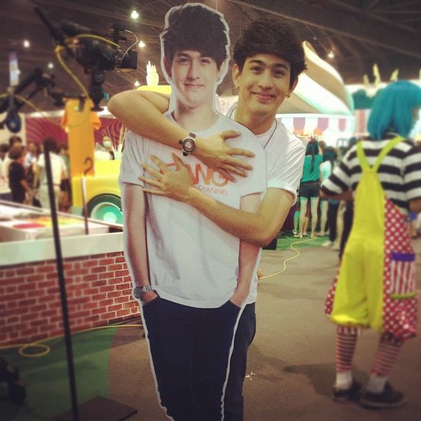 เลโอ หนุ่มคนนี้น่ารักจุงเบย 4 (หล่อจุงเบย)