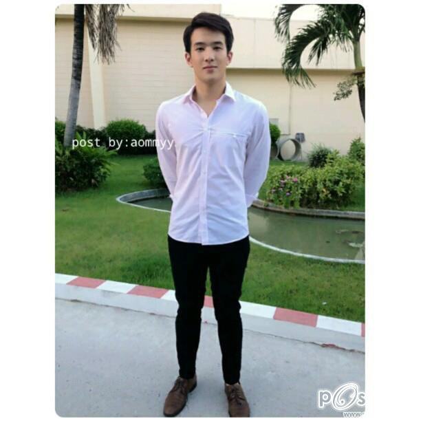หล่อจุงเบย