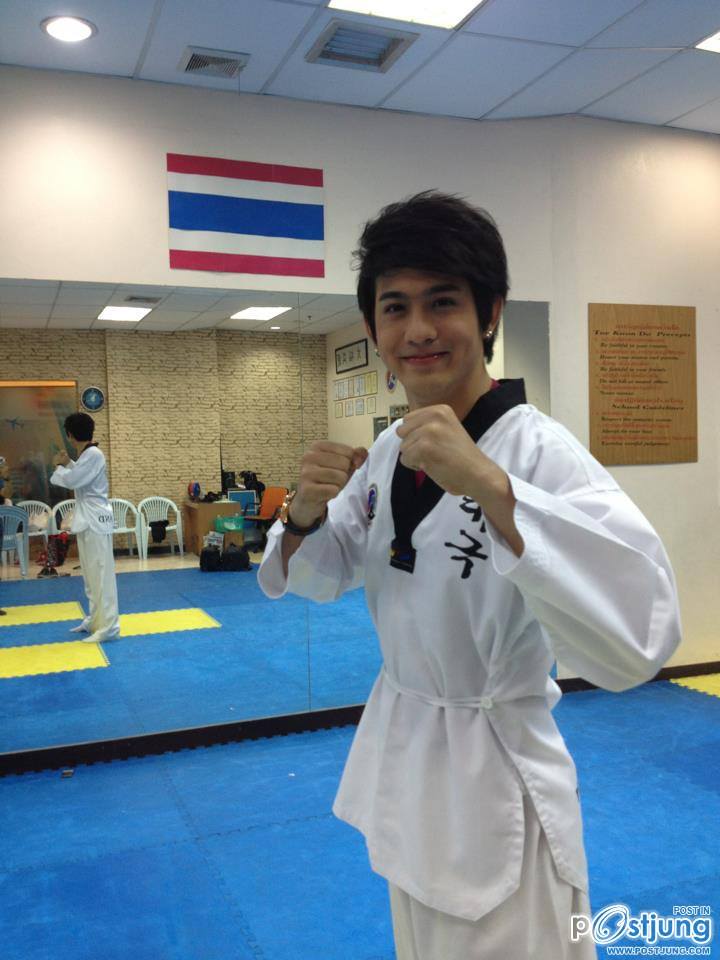 เลโอ หนุ่มคนนี้ 10 (น่ารักบ่องตง)