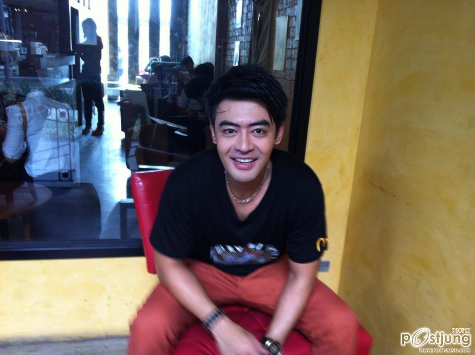 พี่เติ้ล  ก้อหล่อดีนะ