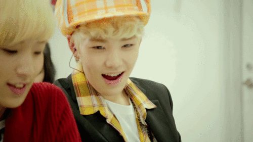 ยิ้มในอุดมคติของดาว.......^^^^^^