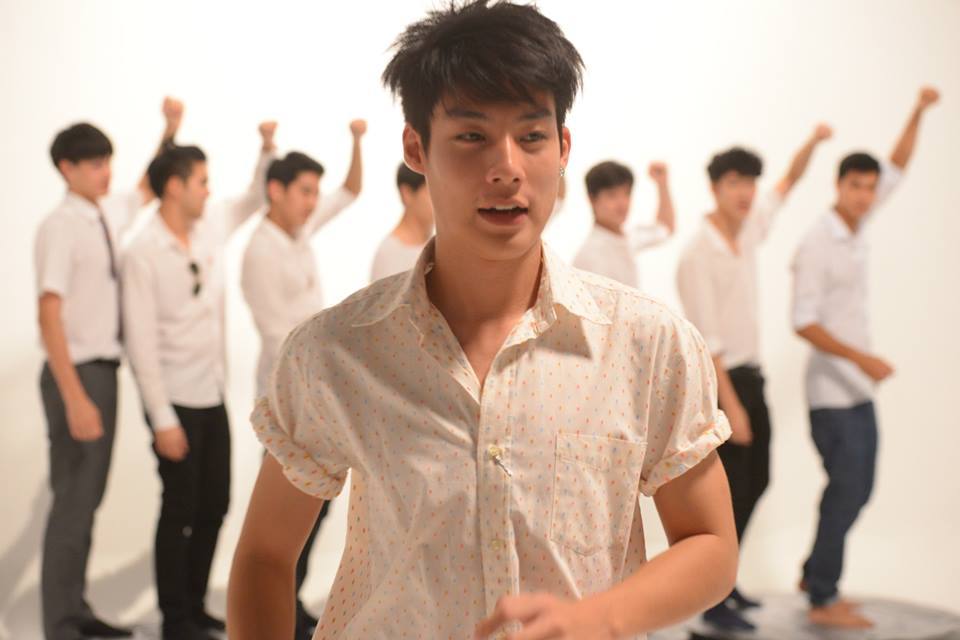 ภาพเบื้องหลัง MV.แค่อยากจะขอ.....xoxo (จีน-กษิดิศ)