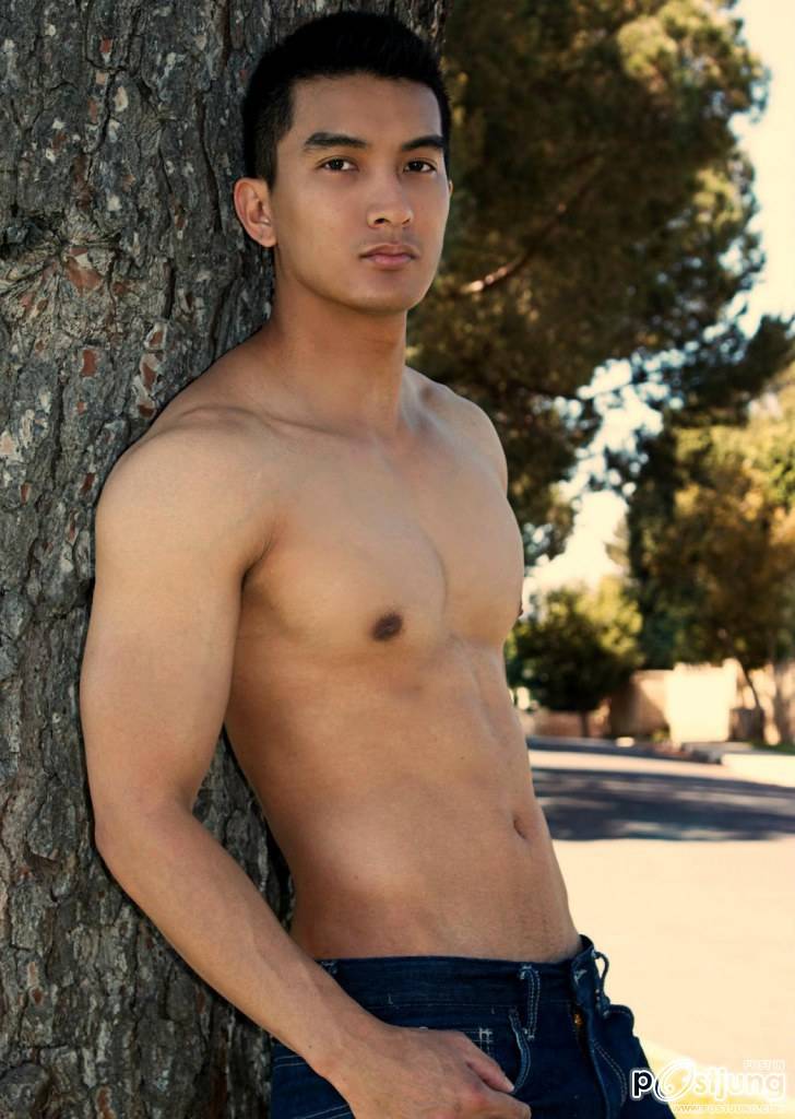 เอเชียก้อหล่อ