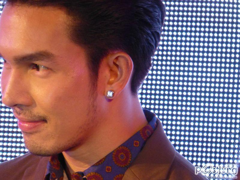 อั้มๆ  ปากแดงอีกทีชอบ