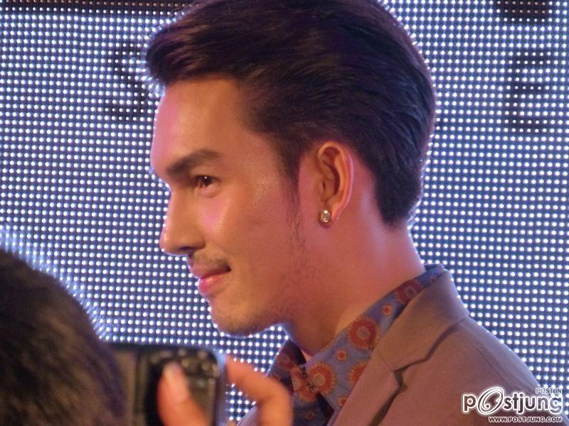 อั้มๆ  ปากแดงอีกทีชอบ