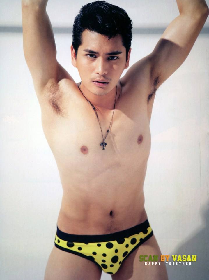หนุ่มเซ๊กซี่ หุ่นเร้าใจ!