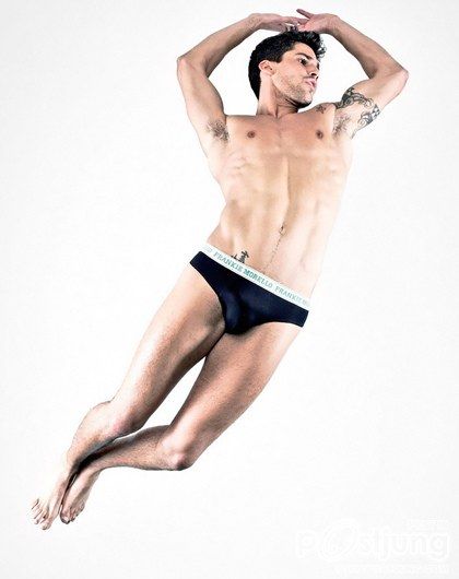 Miguel Iglesias : Frankie Morello