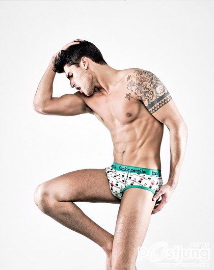 Miguel Iglesias : Frankie Morello