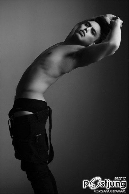 Ethan James for Dominus Magazine : HQ images