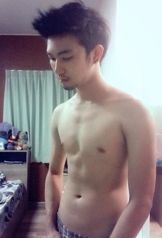 น้องกอล์ฟ 9 นิ้ว  http://www.facebook.com/GolPPrY