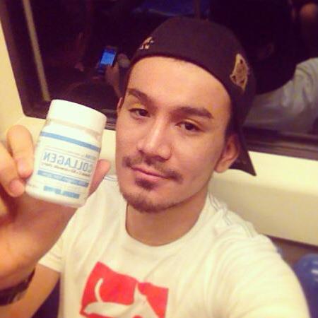 พี่เก๊ก พิธีกร รายการเรื่องบนเตียง http://www.facebook.com/gexbkk