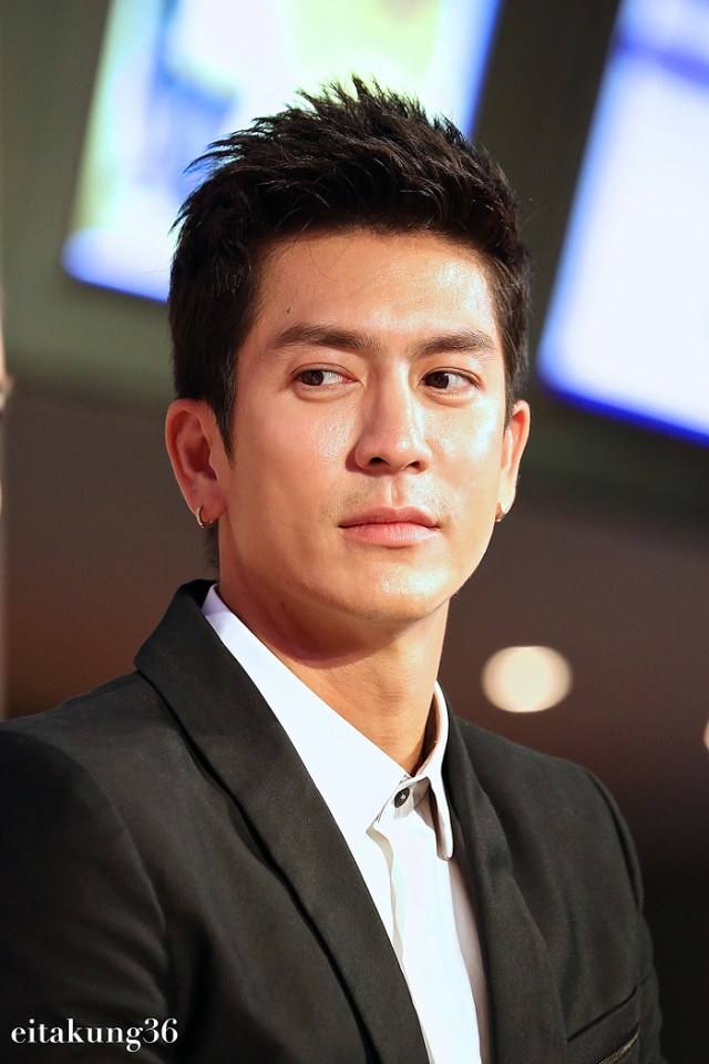 พี่ ติ๊ก ซูมๆๆๆๆ หน้า ใกล้ๆๆๆๆๆๆๆๆๆๆๆ มาดูกัน