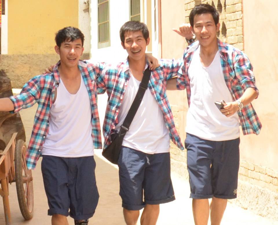 แฝดสามไทยดังไกลที่เมืองจีน(2)