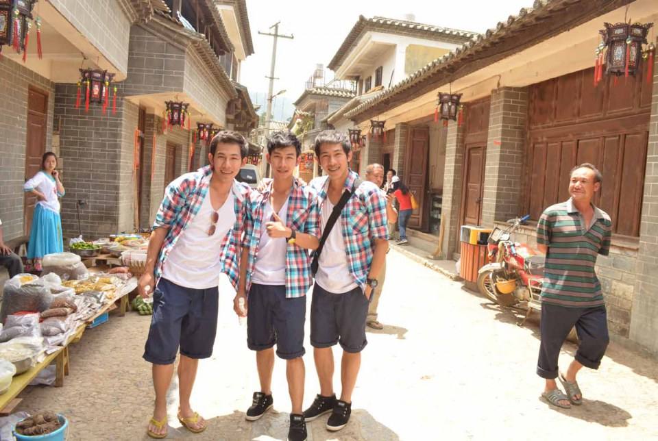 แฝดสามไทยดังไกลที่เมืองจีน(2)