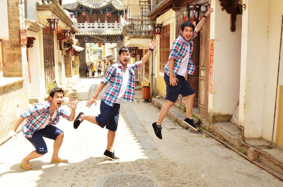 แฝดสามไทยดังไกลที่เมืองจีน(2)