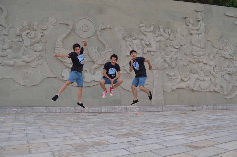 แฝดสามไทยดังไกลที่เมืองจีน(2)