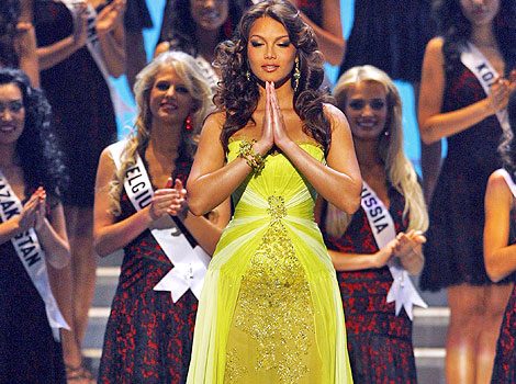 นางงามจักรวาลปี 2006 (  zuleyka rivera ).