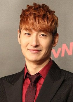 Son Ho Young นักร้องเกาหลี พยายามฆ่าตัวตายตามแฟนสาว