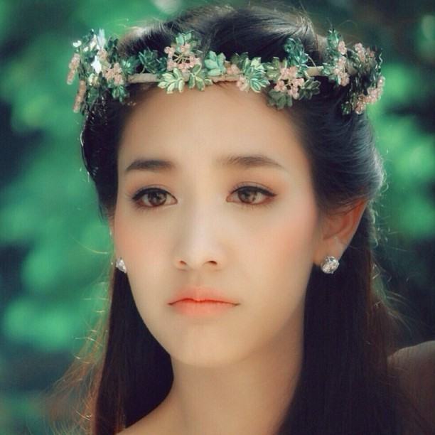 มิน พีชญา วัฒนามนตรี