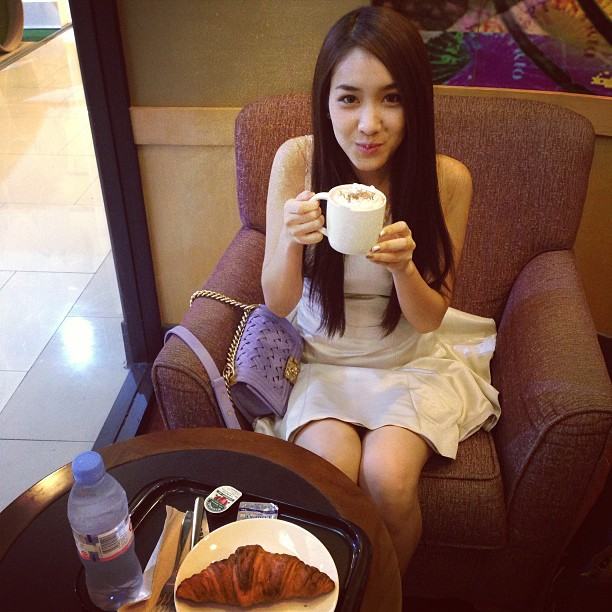 มิน พีชญา วัฒนามนตรี