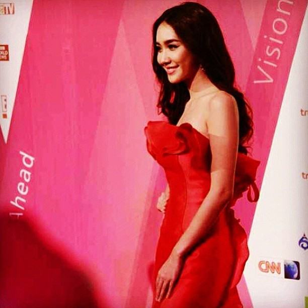 มิน พีชญา วัฒนามนตรี