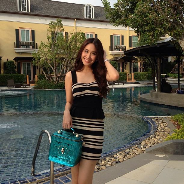 มิน พีชญา วัฒนามนตรี