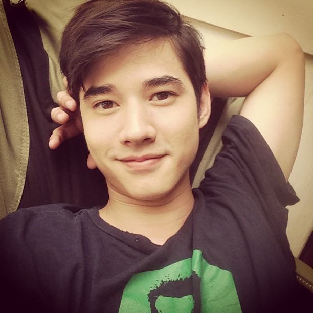 มาริโอ้ ปัดหม่ำไอศครีมกับ วิว วรรณรท
