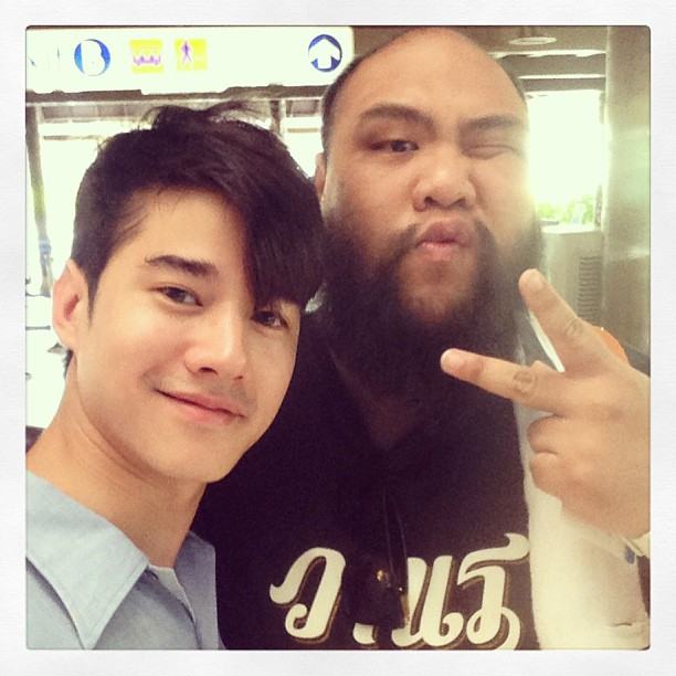 มาริโอ้ ปัดหม่ำไอศครีมกับ วิว วรรณรท