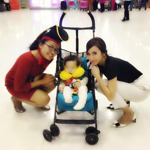 'ซุปตาร์อั้ม' กับ'เด็กน้อย' น่ารักเวอร์อ่ะ!!!