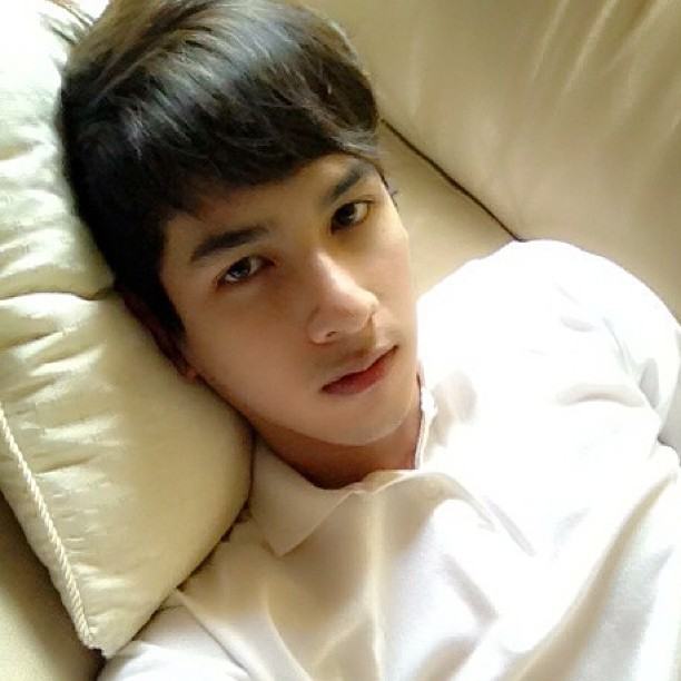 ปลั๊ก สวีเดน น้องใหม่จากละครพื้นบ้าน "จันทร์สุริยะคาธ"