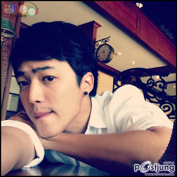 พิธีกรรูปหล่อ เฟรม แบงค์