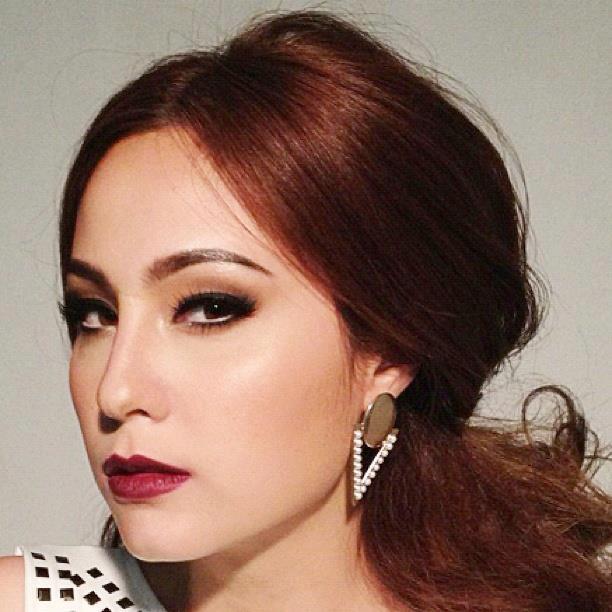 พิ้งค์กี้ vs ขวัญ ใครสวยกระชากใจกว่ากัน