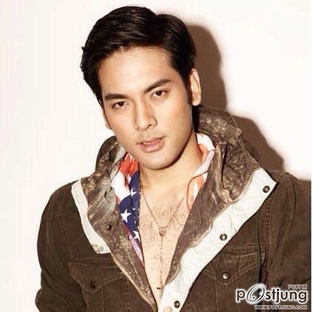 บอม ธนิน มนูญศิลป์ หล่ออ่า