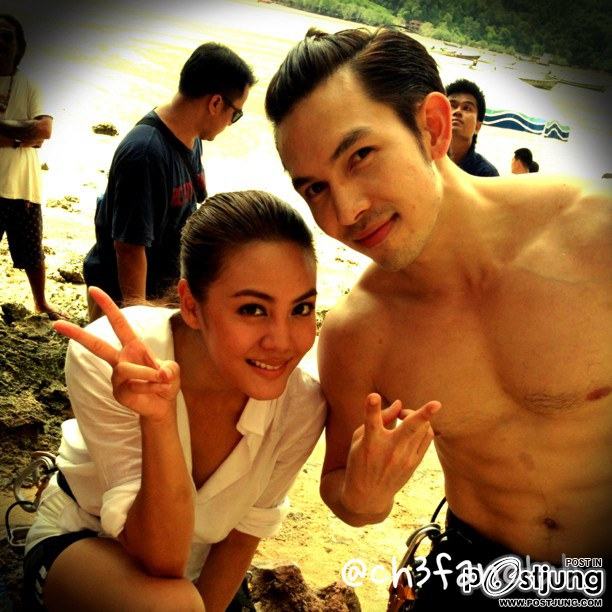 อั้มๆ  ปากแดงปีนเขา