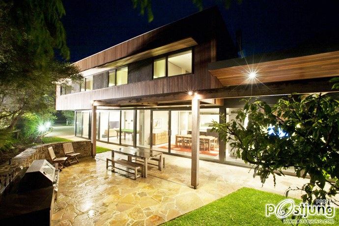 Point Lonsdale Beach House by Baenziger Coles