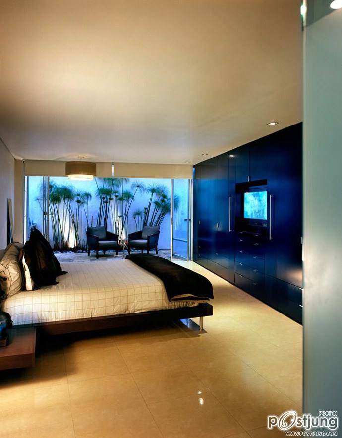 Contemporary Residence in Mexico City: M-House by Micheas Architects