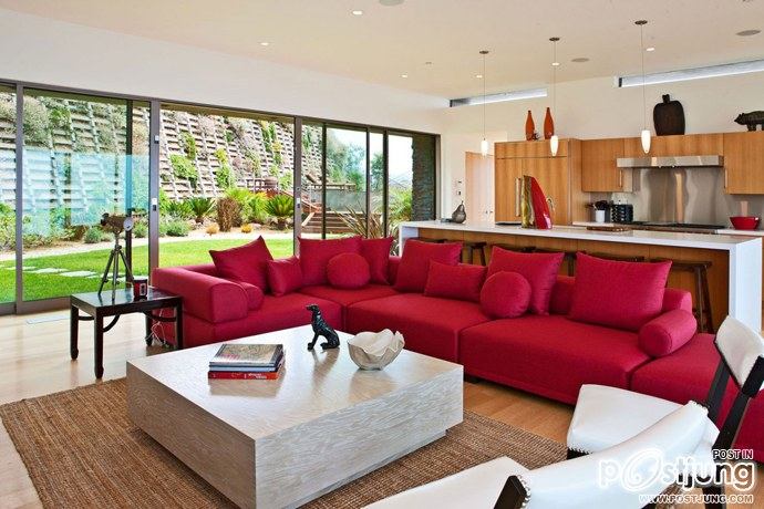 Bridge House in Malibu by Sorensen Architects