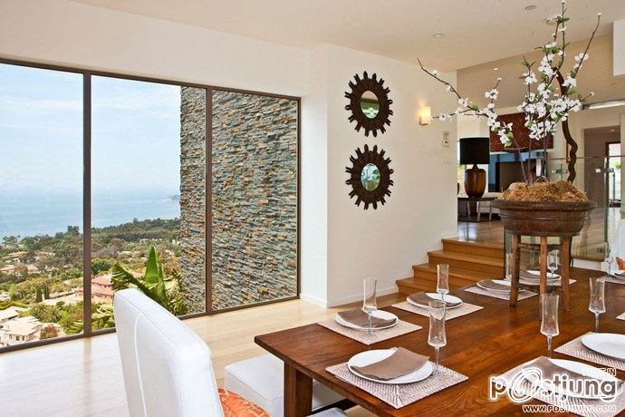 Bridge House in Malibu by Sorensen Architects