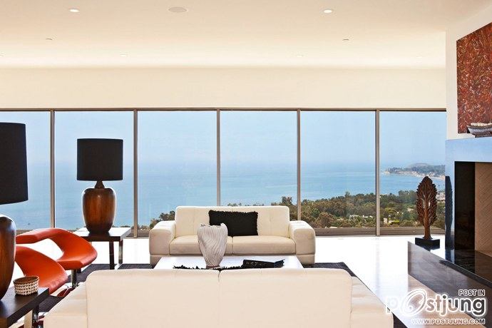 Bridge House in Malibu by Sorensen Architects