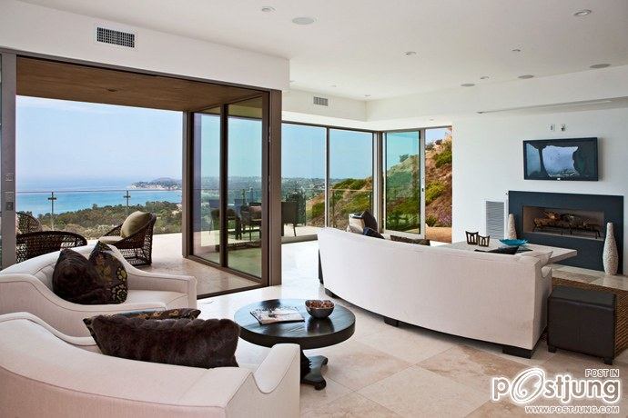 Bridge House in Malibu by Sorensen Architects