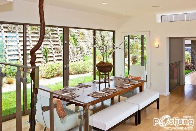 Bridge House in Malibu by Sorensen Architects