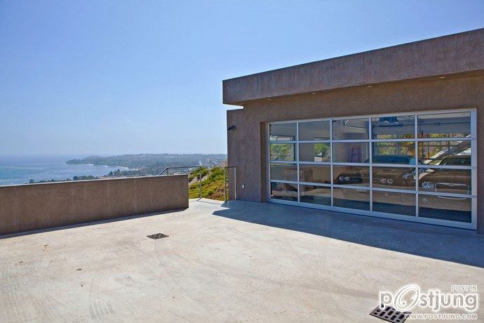 Bridge House in Malibu by Sorensen Architects