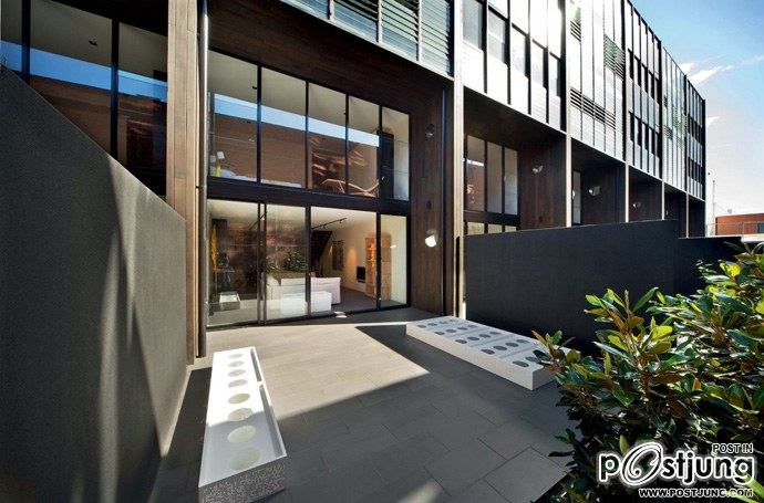 Hue Apartments by Jackson Clements Burrows